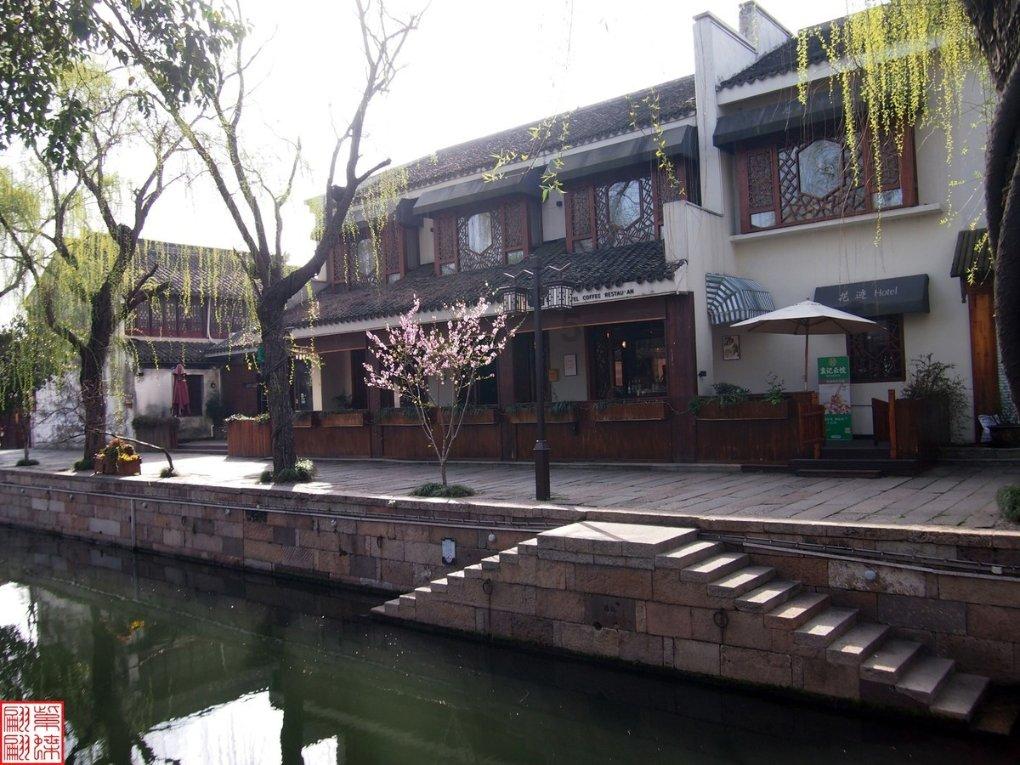 坦克出行