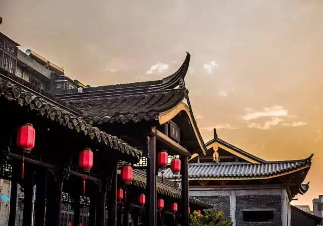 半山思维·小杨哥说大家“不要把钱看得太重”